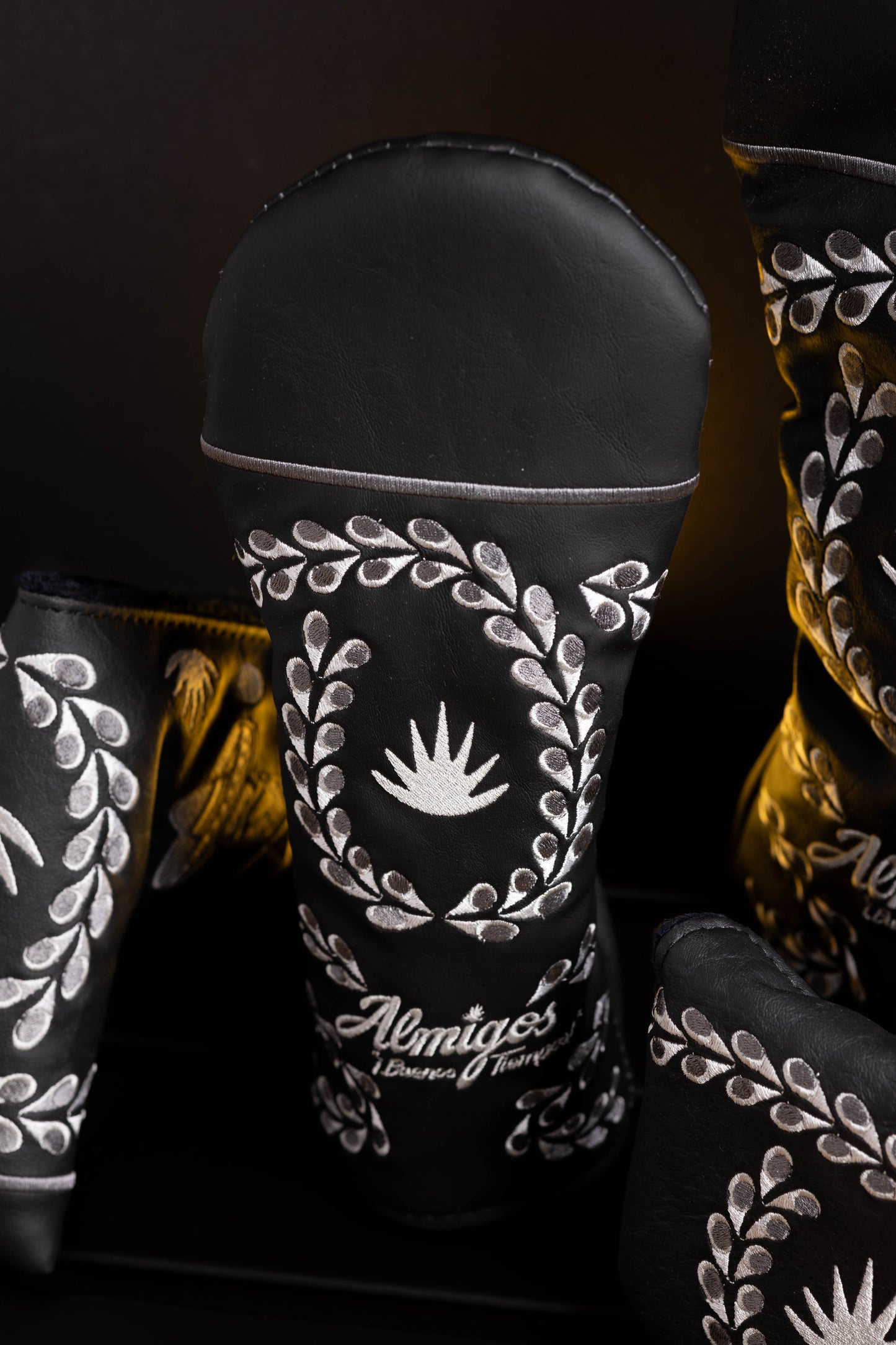 Ultra LE Black Headcovers
