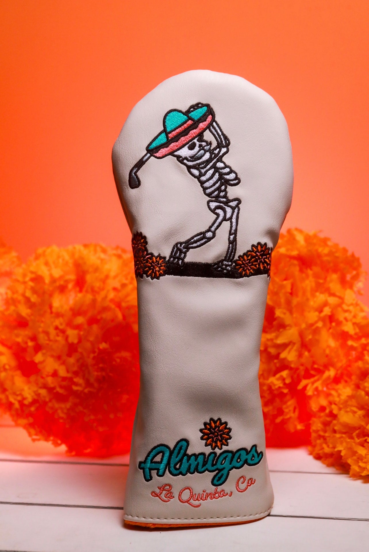 Swingin’ Skeleton - Dia De Muertos - Fairway